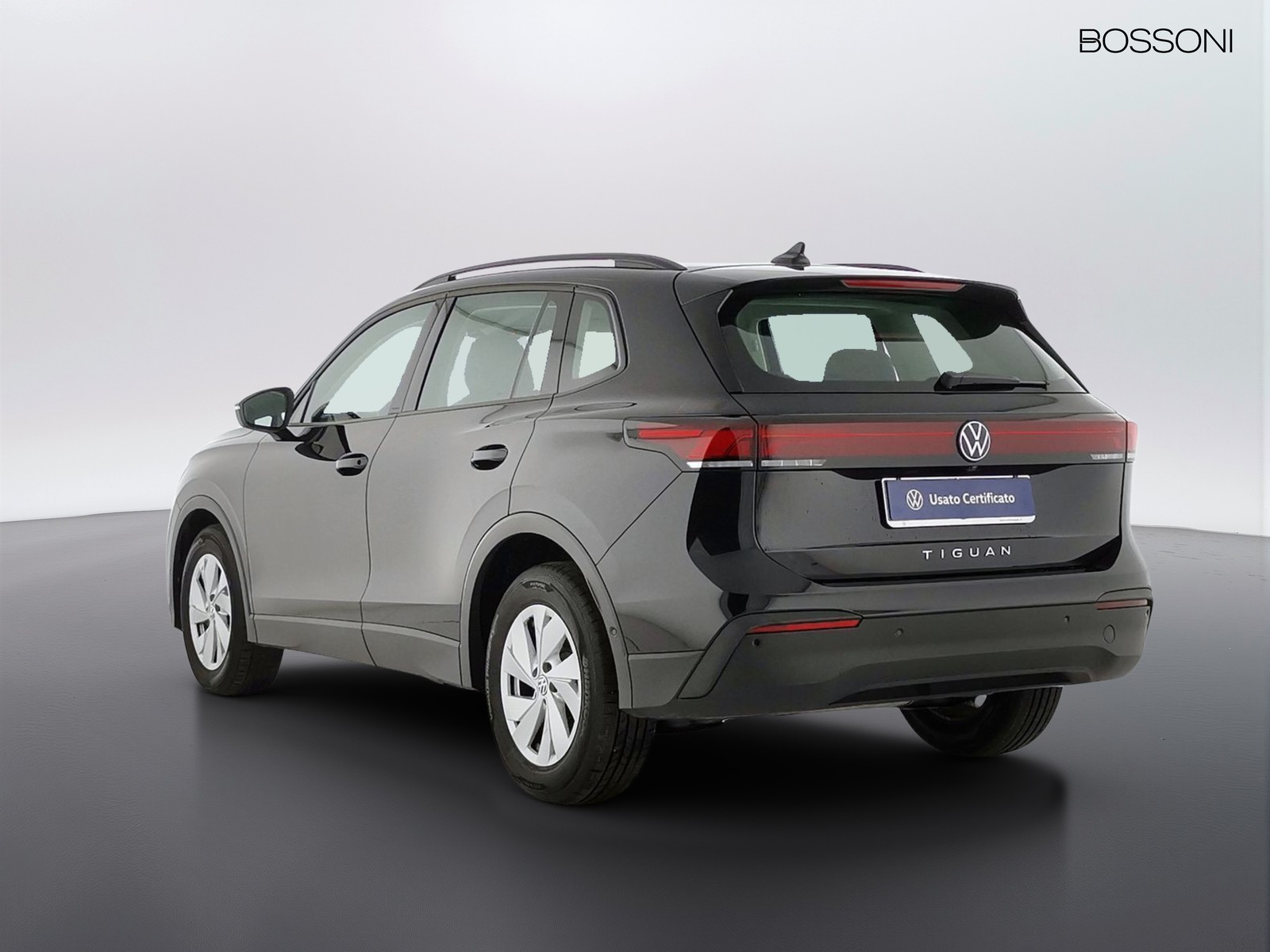 4 - Volkswagen Tiguan 2.0 tdi scr 150cv life dsg