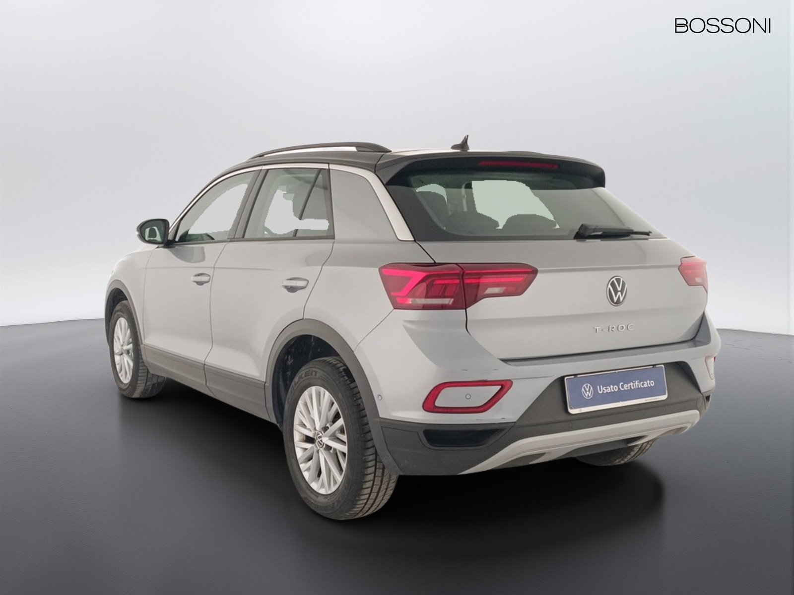 4 - Volkswagen T-Roc 1.5 tsi act life dsg