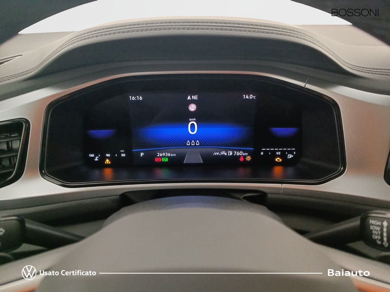 9 - Volkswagen T-Roc 1.5 tsi act life dsg