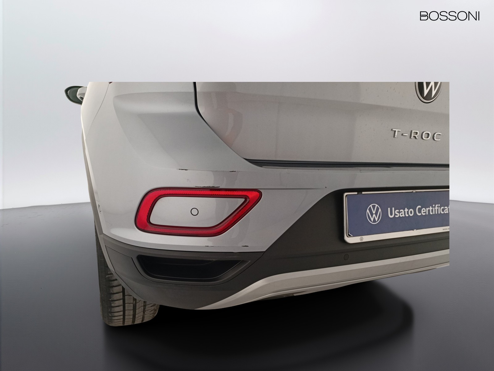 27 - Volkswagen T-Roc 1.5 tsi act life dsg