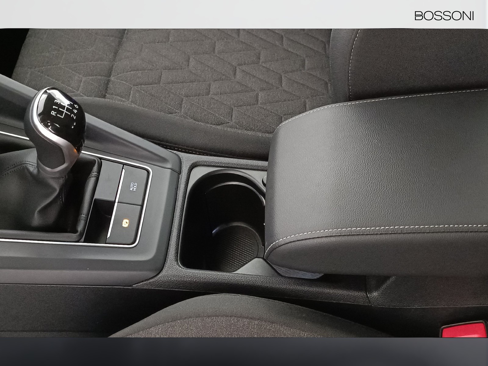 33 - Volkswagen Golf 2.0 tdi scr 115cv life