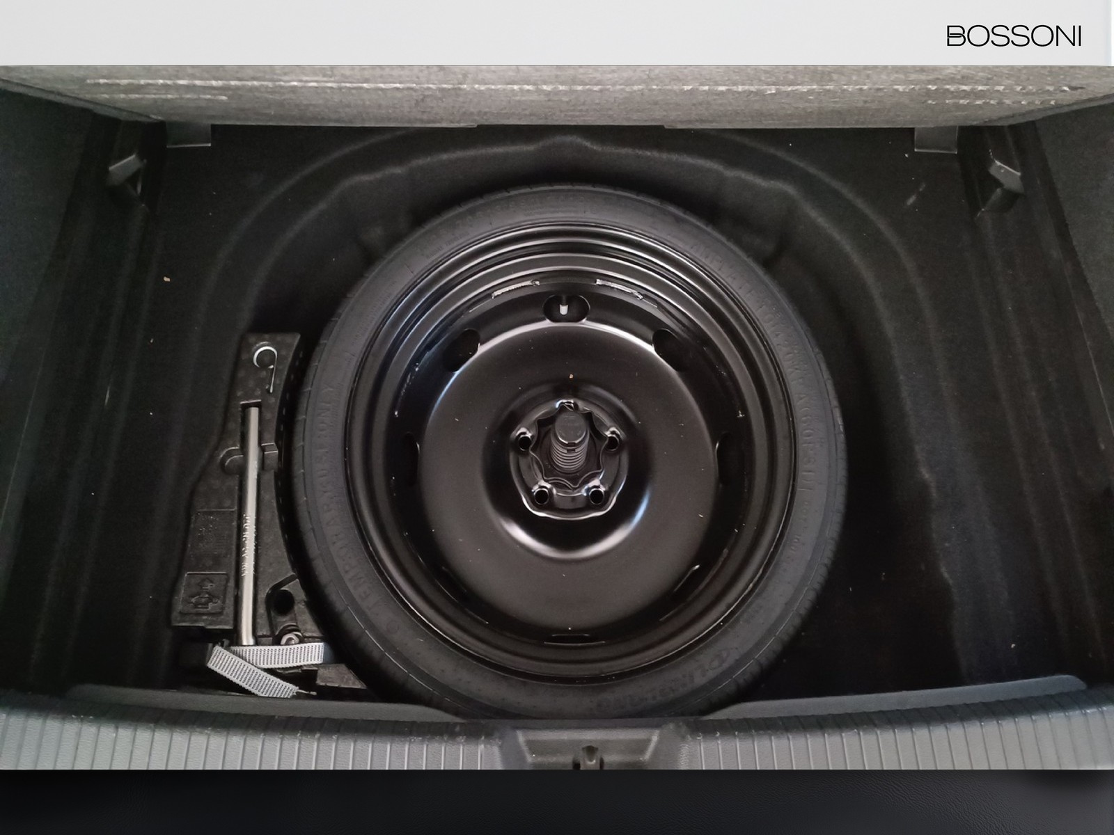 39 - Volkswagen Golf 2.0 tdi scr 115cv life