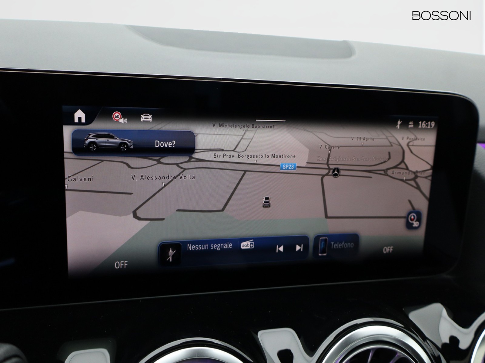 10 - Mercedes GLA 200 d amg line premium 4matic 8g-dct