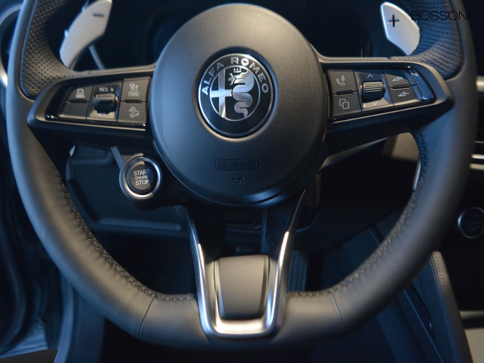 18 - Alfa Romeo Stelvio 2.2 turbo 210cv veloce q4 at8