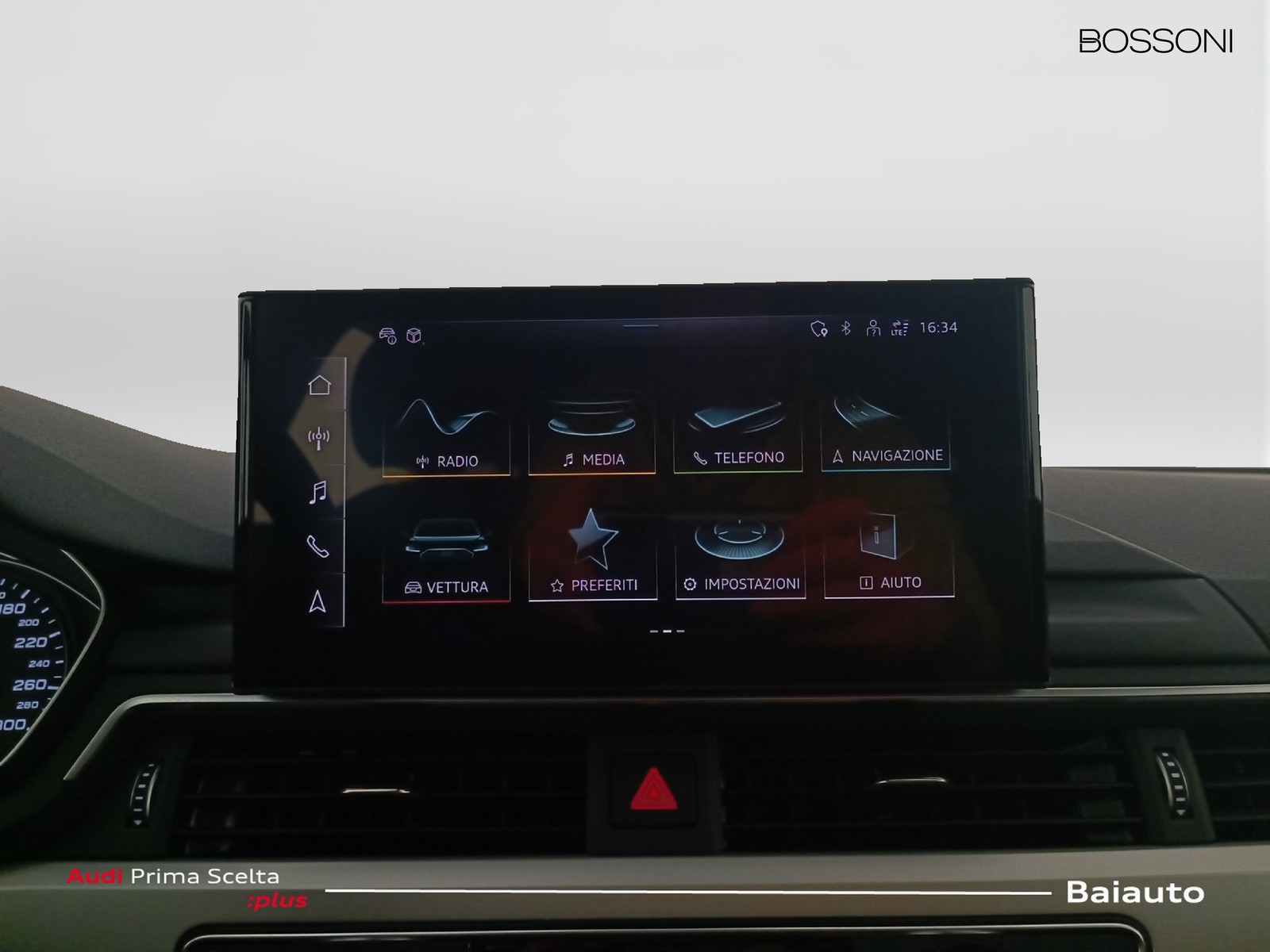 10 - Audi A4 avant 30 2.0 tdi mhev 136cv business advanced s tronic