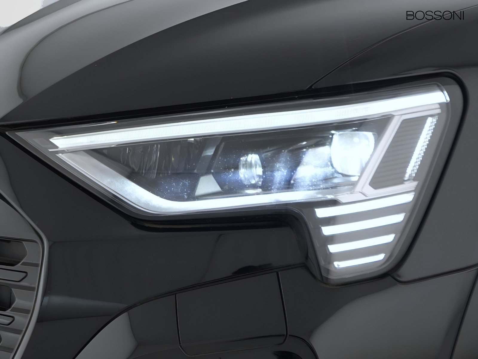 6 - Audi Q8 e-tron sportback 55 s line edition quattro