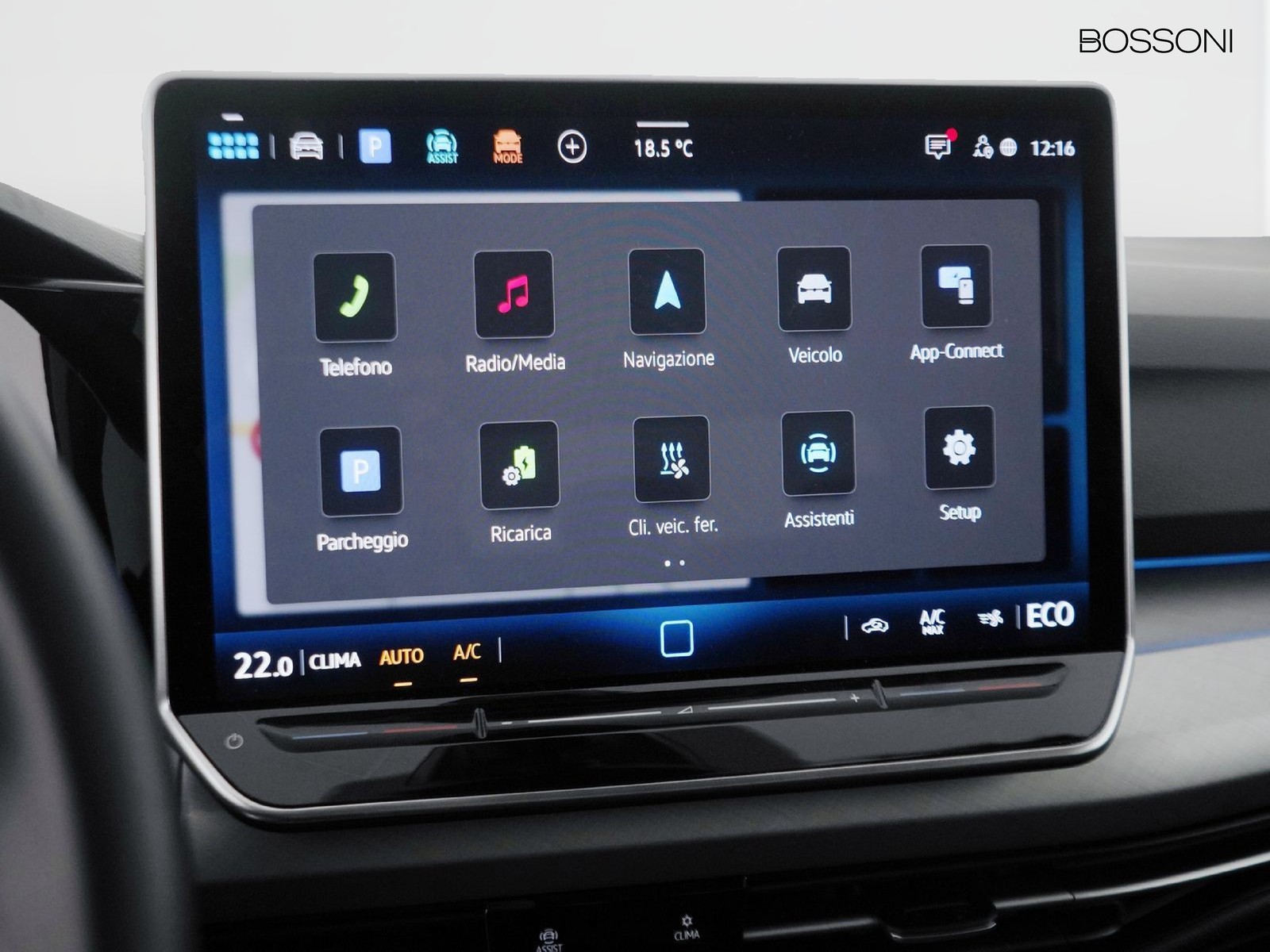 28 - Volkswagen Golf 1.5 tsi ehybrid 204cv edition plus dsg