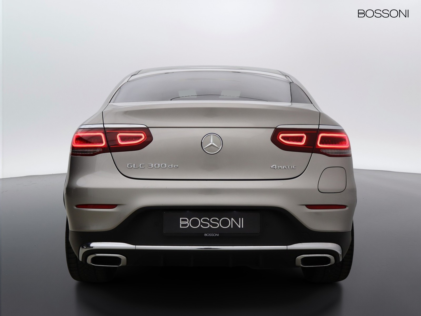 6 - Mercedes GLC coupe 300 de plug in hybrid (de eq-power) premium 4matic 9g-tronic plus