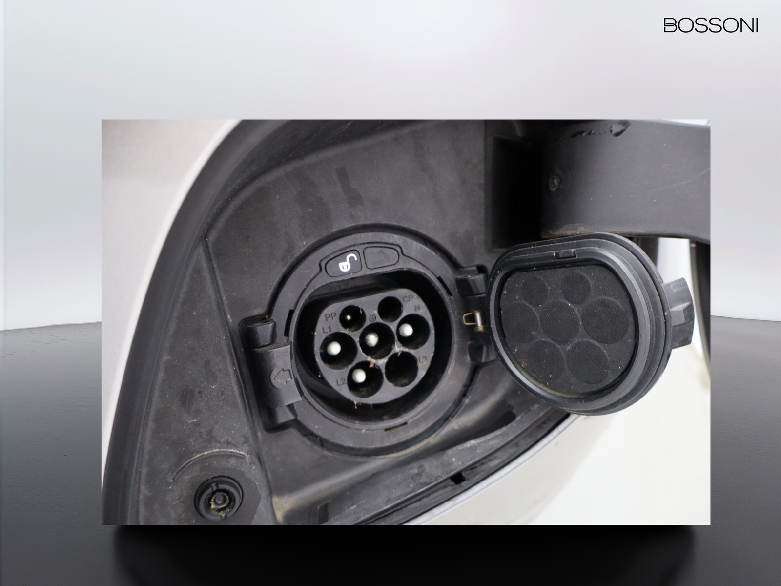 20 - Mercedes GLC coupe 300 de plug in hybrid (de eq-power) premium 4matic 9g-tronic plus