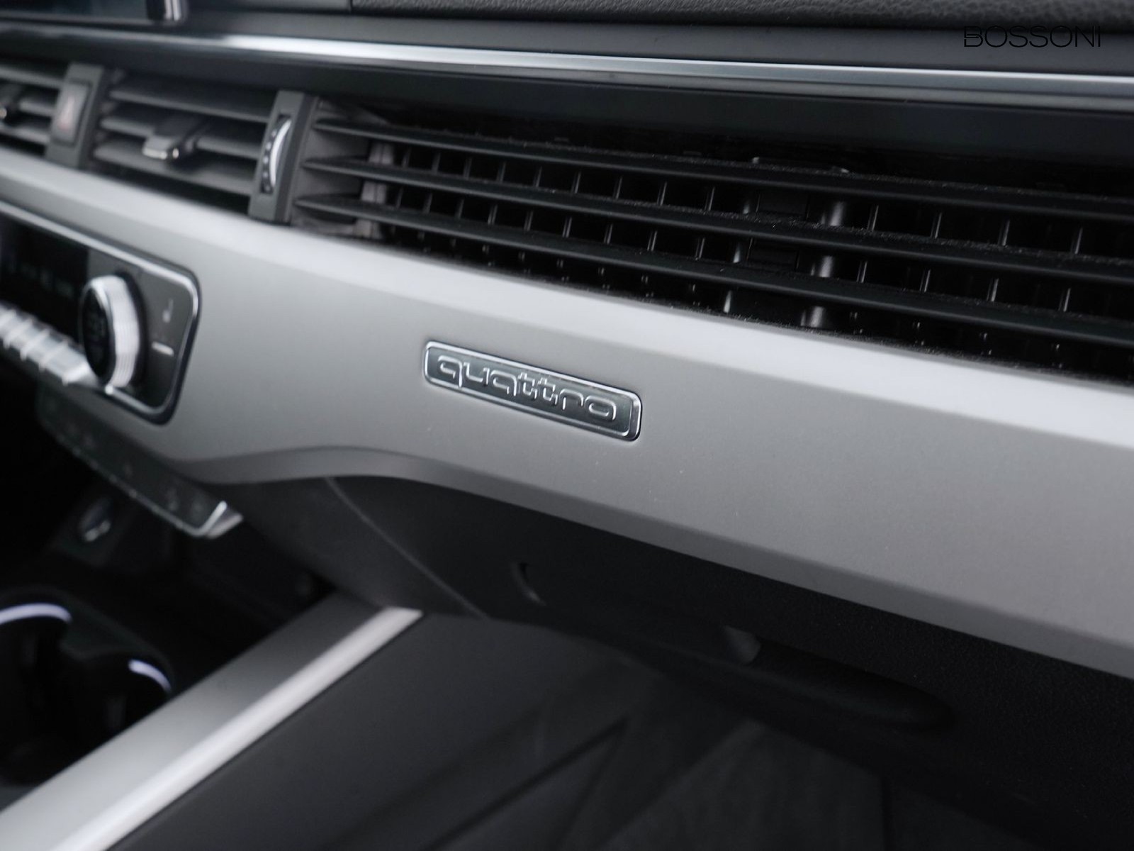 18 - Audi A4 allroad allroad 40 2.0 tdi mhev 204cv identity contrast quattro s tronic