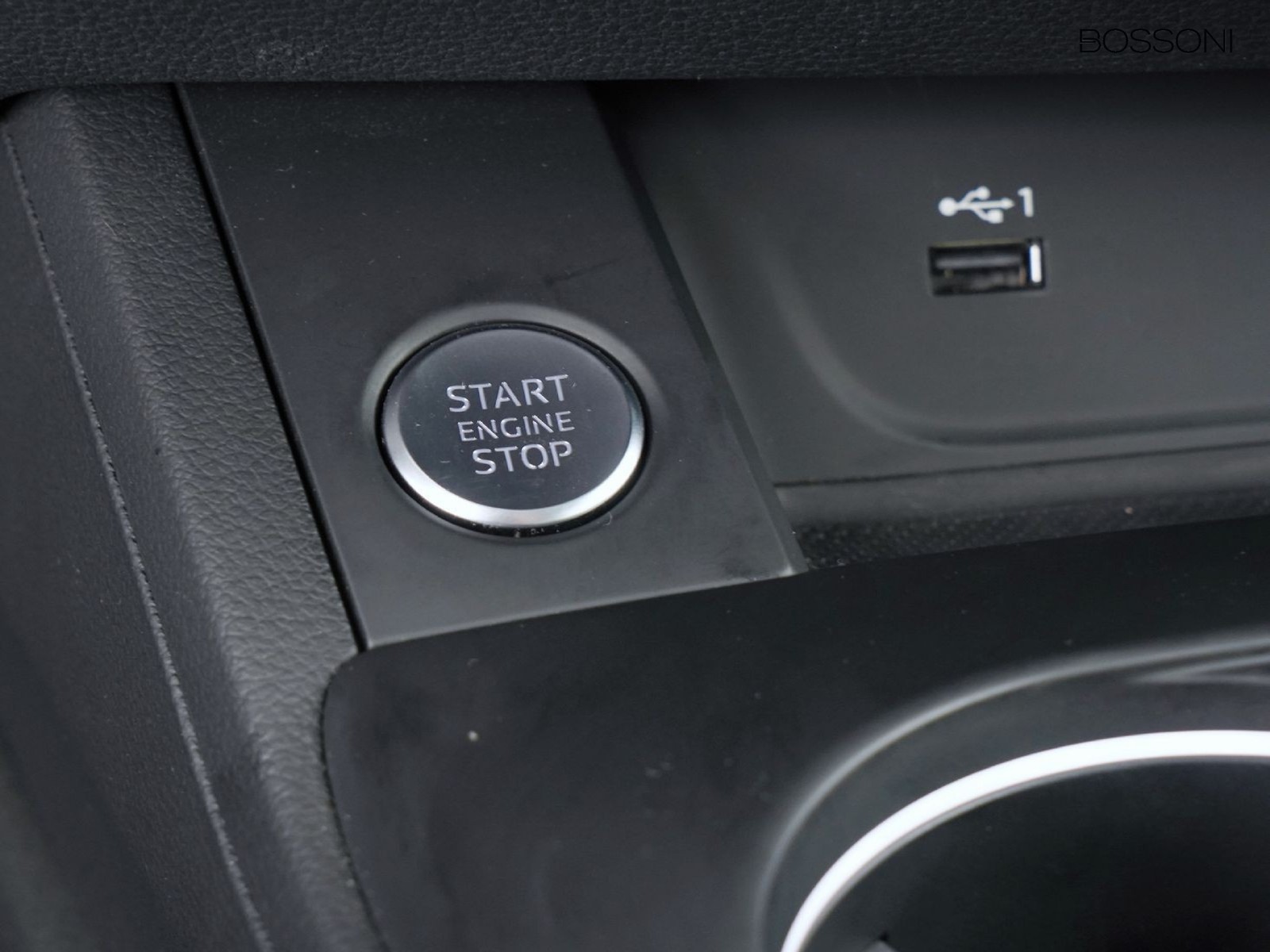 23 - Audi A4 allroad allroad 40 2.0 tdi mhev 204cv identity contrast quattro s tronic