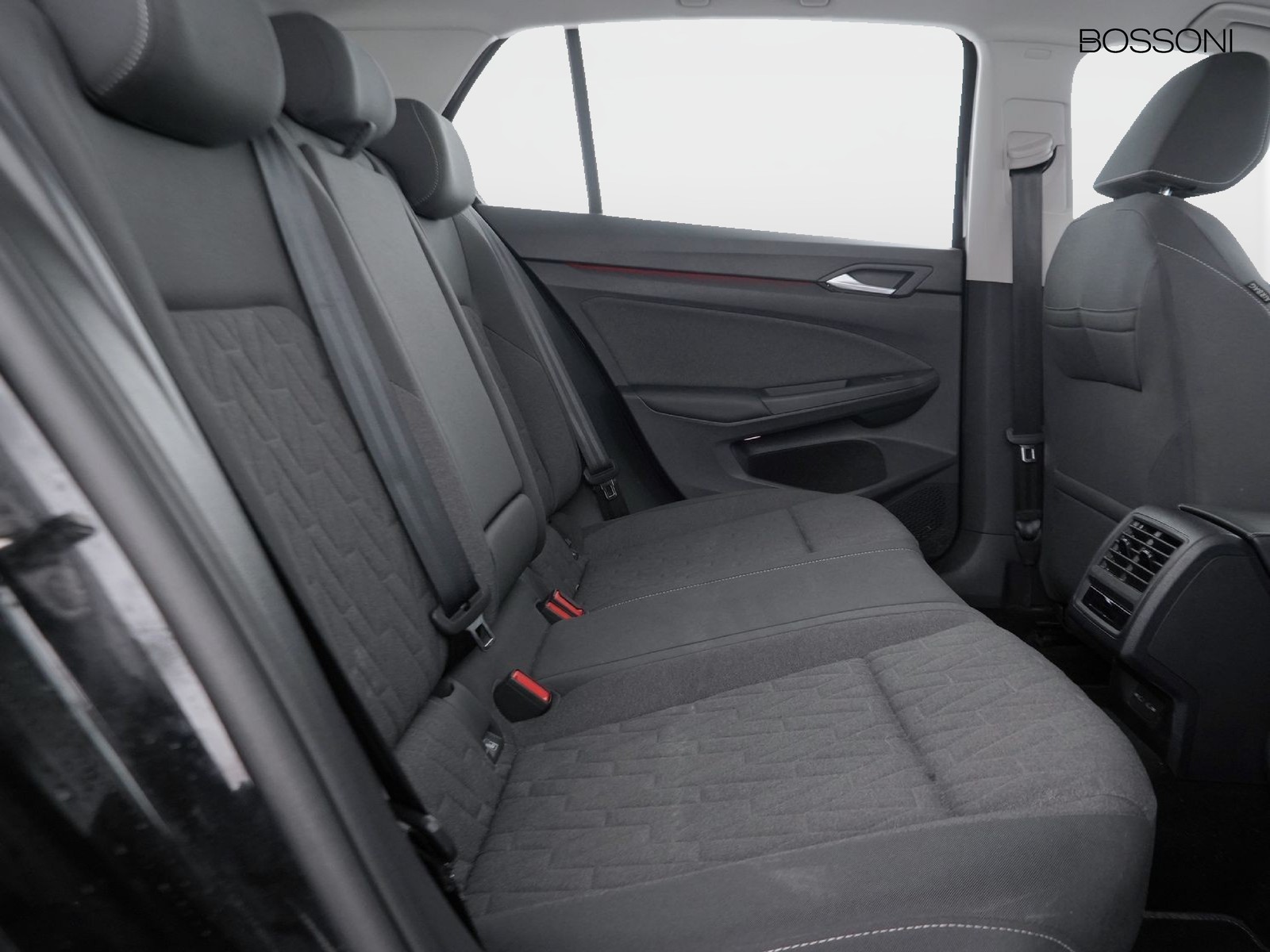 9 - Volkswagen Golf 2.0 tdi scr 115cv life