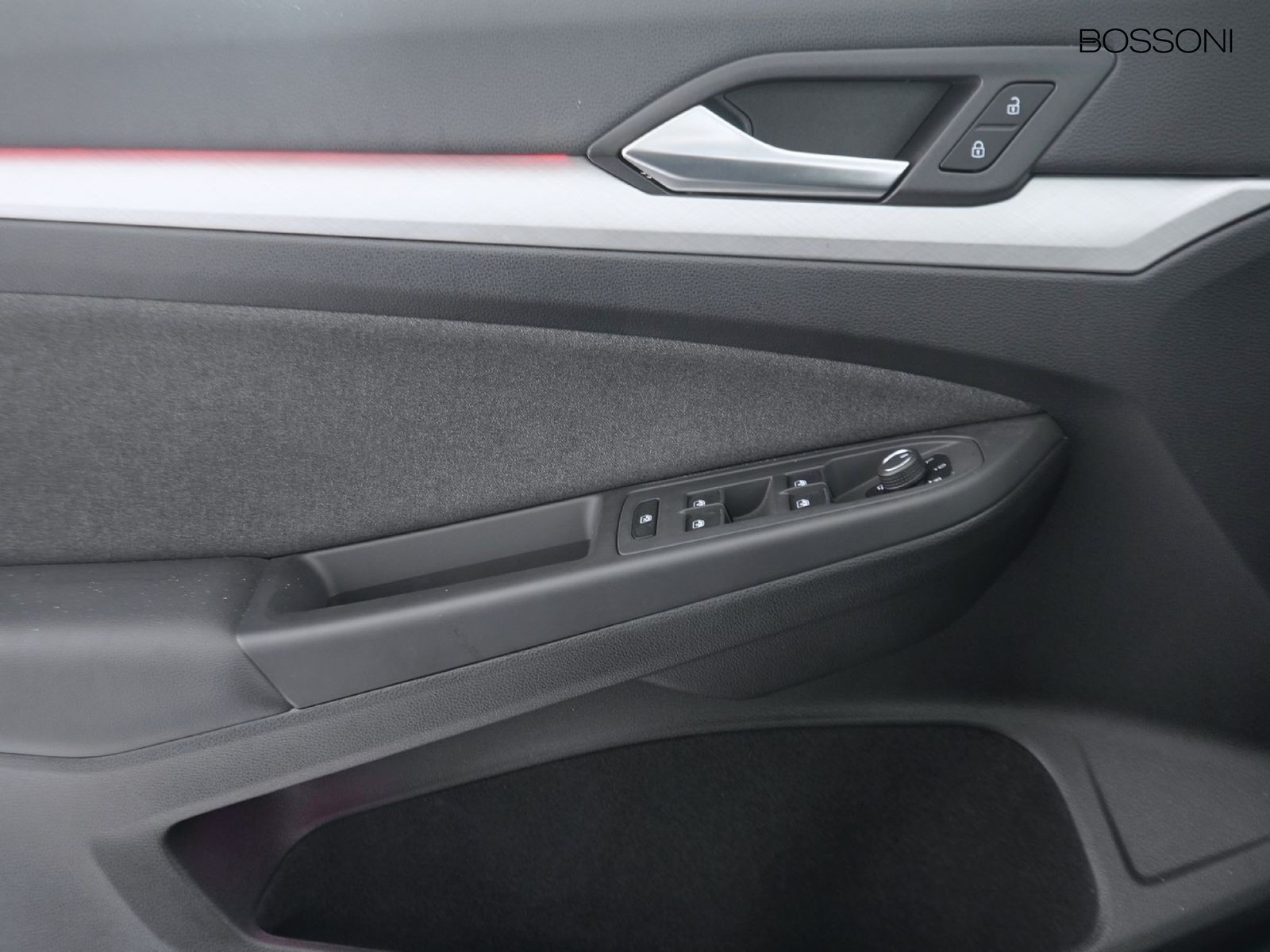 17 - Volkswagen Golf 2.0 tdi scr 115cv life