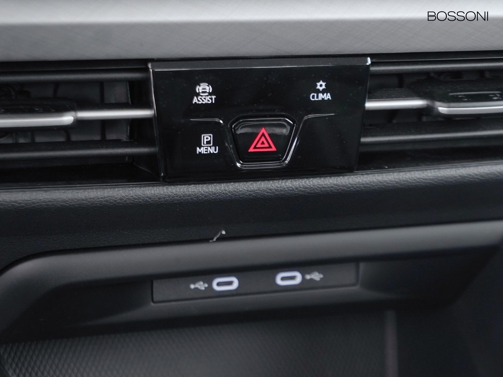 24 - Volkswagen Golf 2.0 tdi scr 115cv life