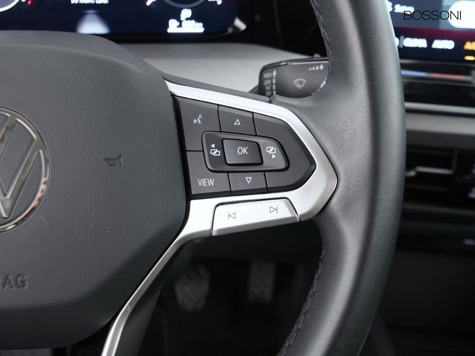 26 - Volkswagen Golf 2.0 tdi scr 115cv life