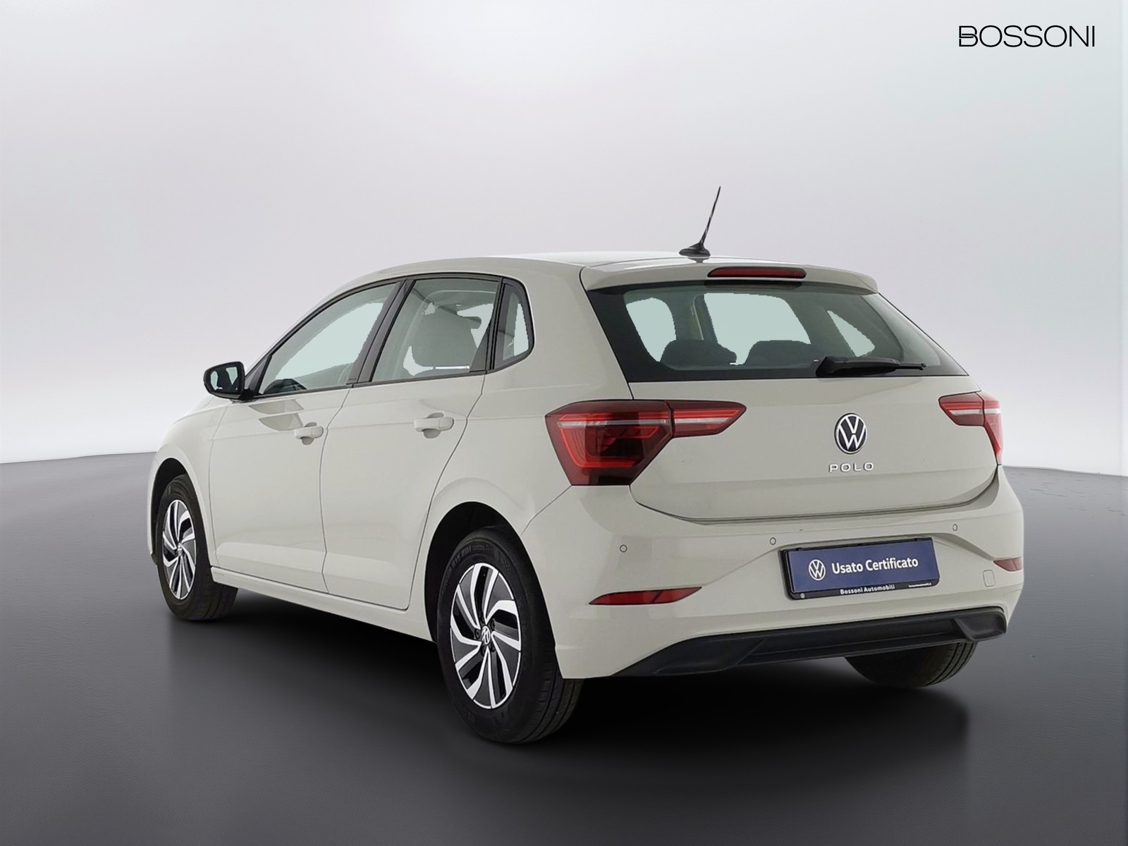 4 - Volkswagen Polo 1.0 tsi 95cv life dsg