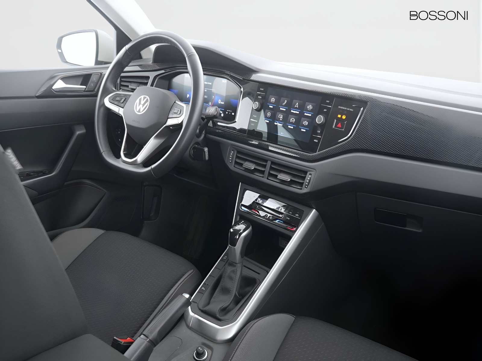 6 - Volkswagen Polo 1.0 tsi 95cv life dsg