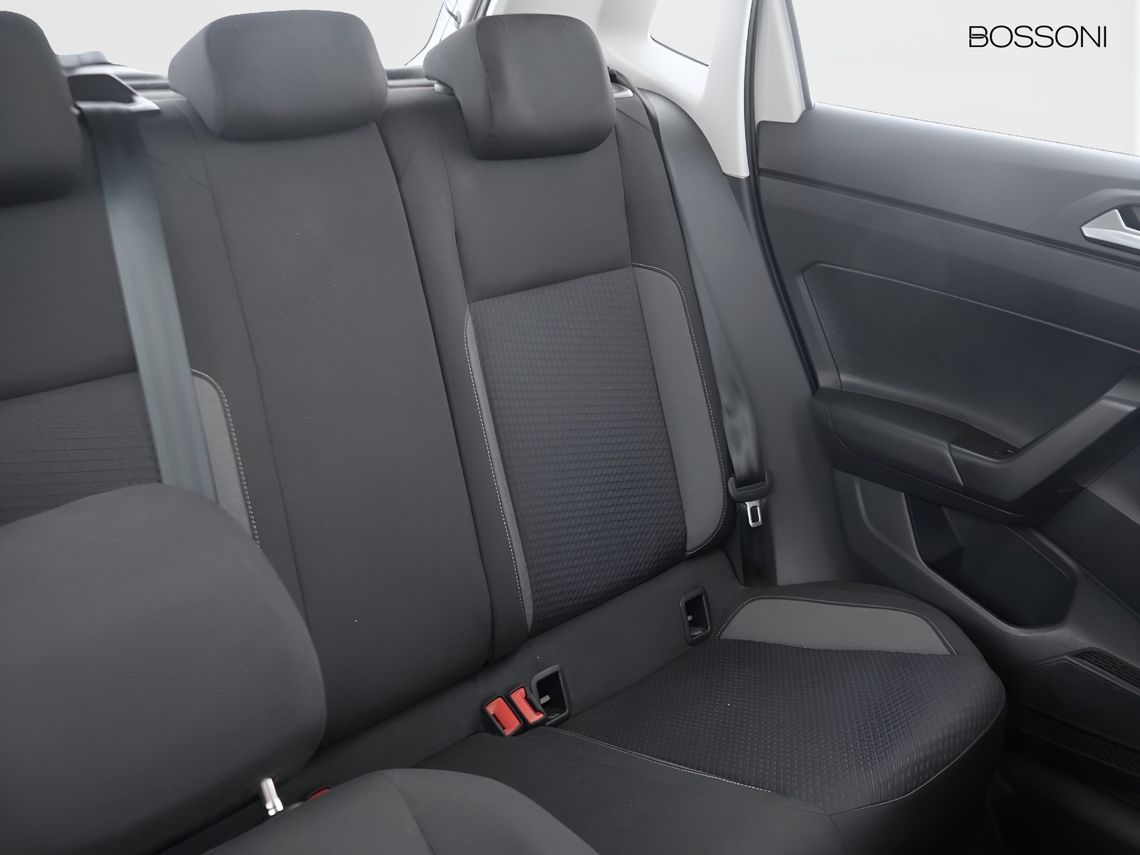 21 - Volkswagen Polo 1.0 tsi 95cv life dsg