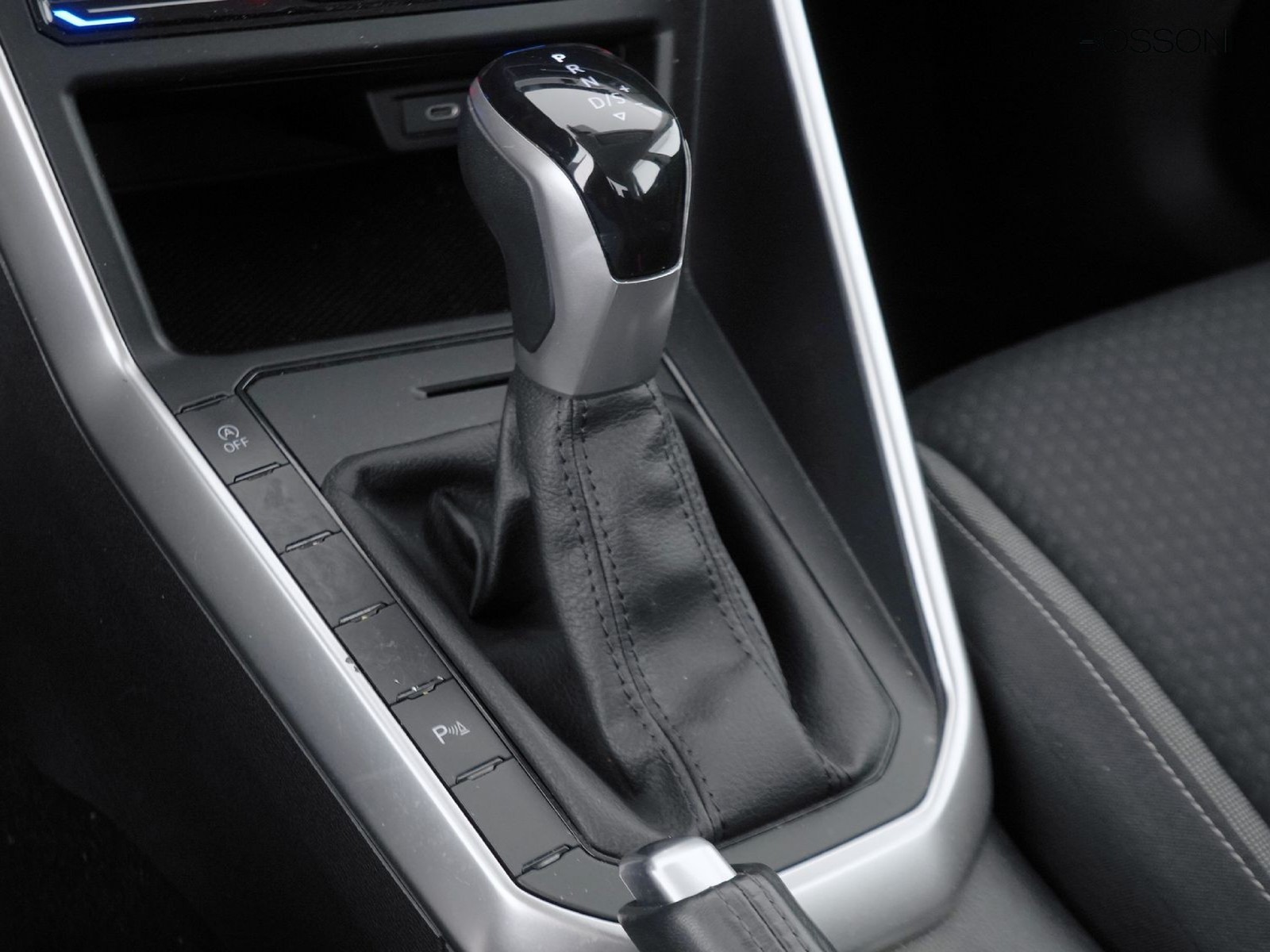 22 - Volkswagen Polo 1.0 tsi 95cv life dsg