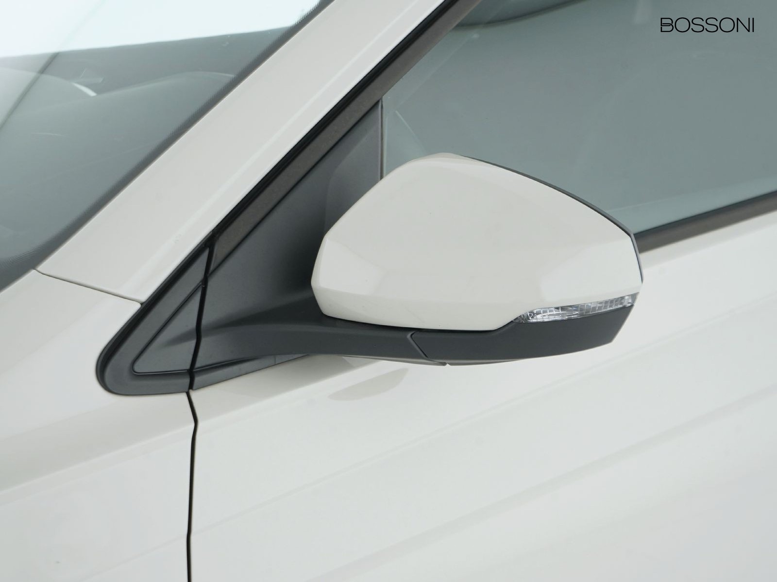 33 - Volkswagen Polo 1.0 tsi 95cv life dsg