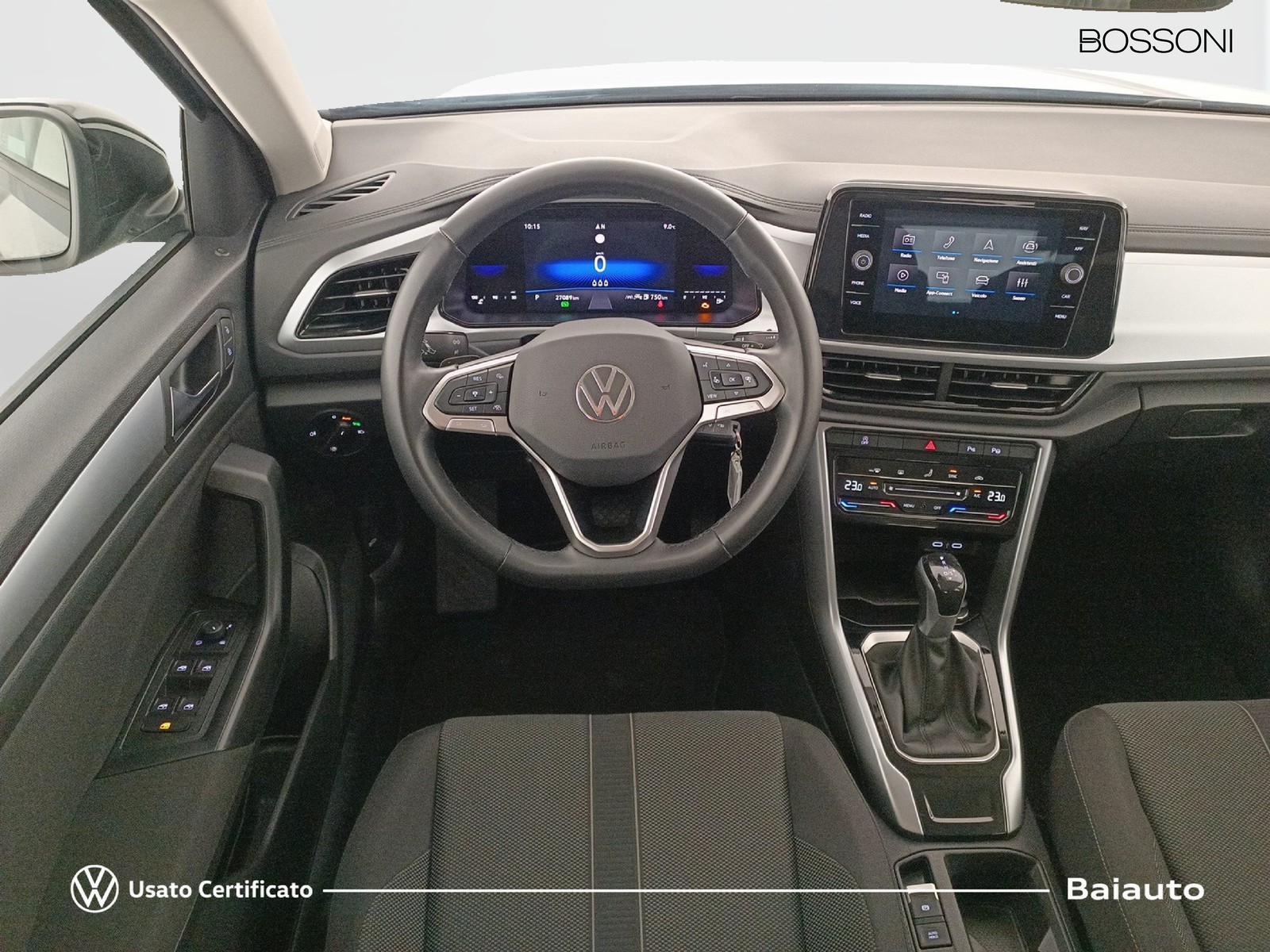 8 - Volkswagen T-Roc 2.0 tdi scr 150cv life dsg