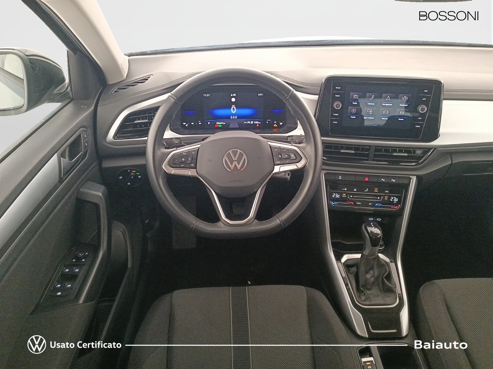 8 - Volkswagen T-Roc 2.0 tdi scr 150cv life dsg