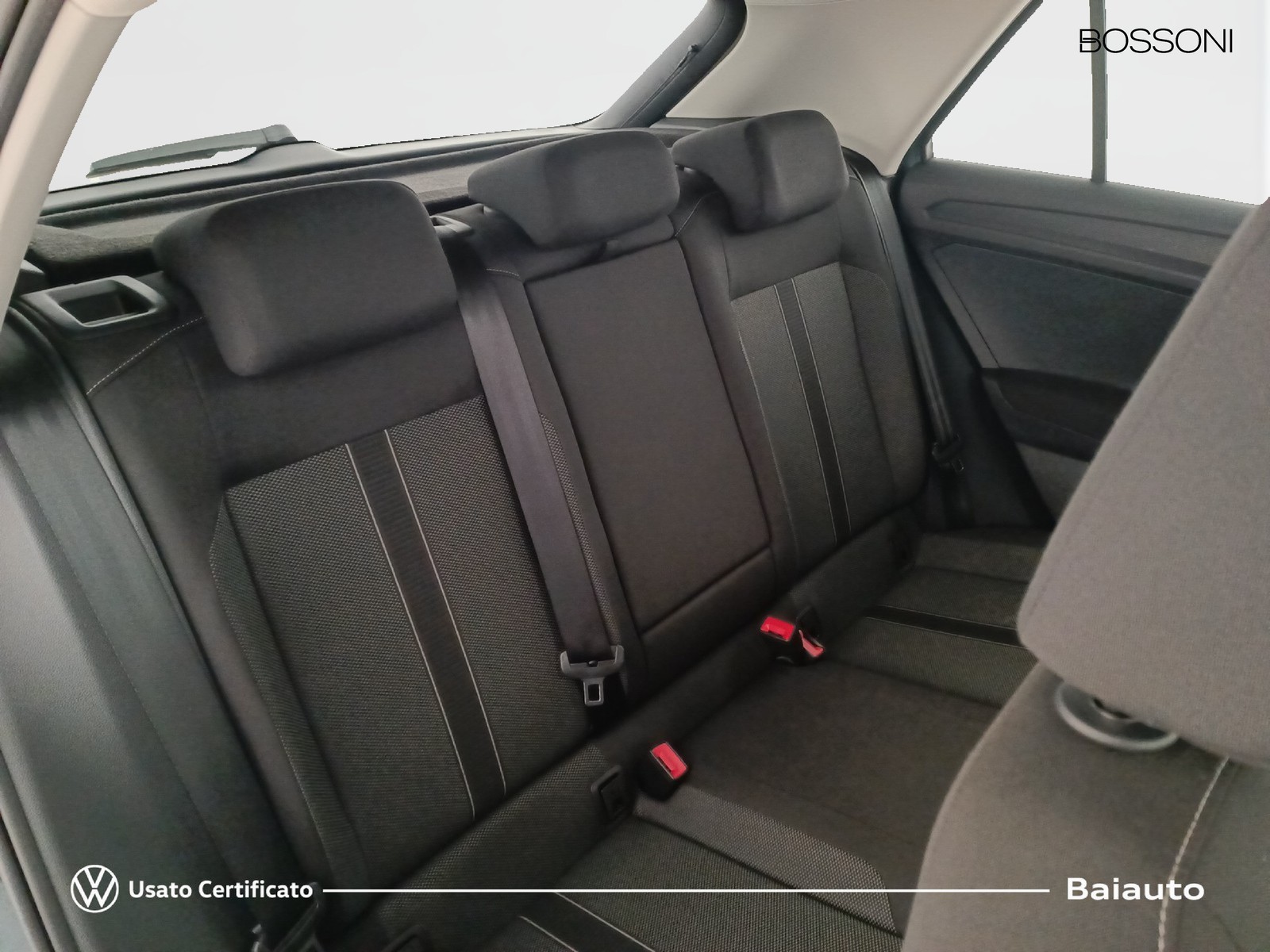 21 - Volkswagen T-Roc 2.0 tdi scr 150cv life dsg