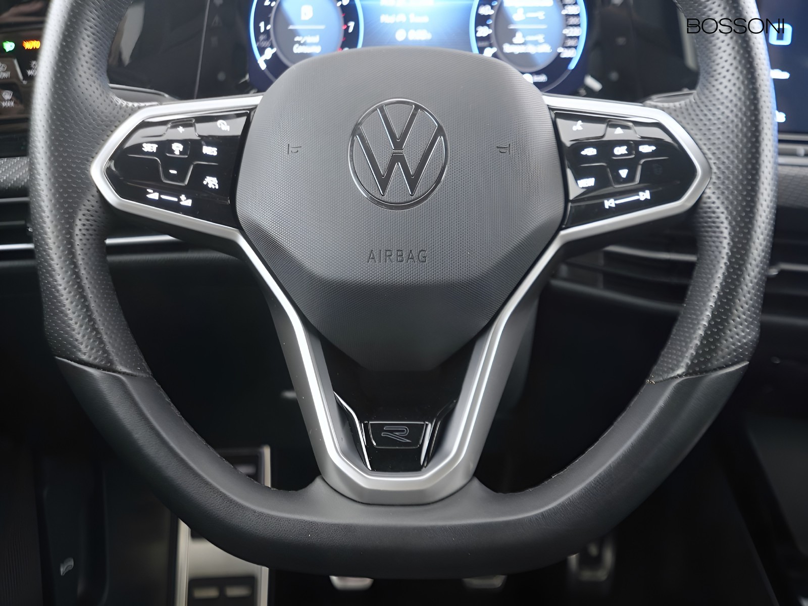 15 - Volkswagen Golf 1.5 tsi evo act 150cv r-line