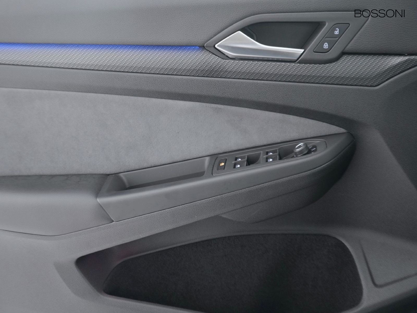 17 - Volkswagen Golf 1.5 tsi evo act 150cv r-line