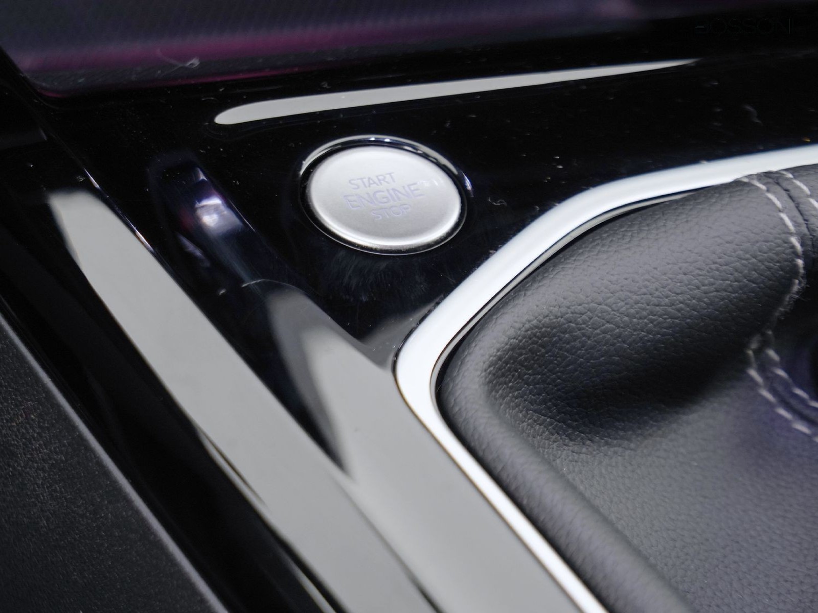 23 - Volkswagen Golf 1.5 tsi evo act 150cv r-line