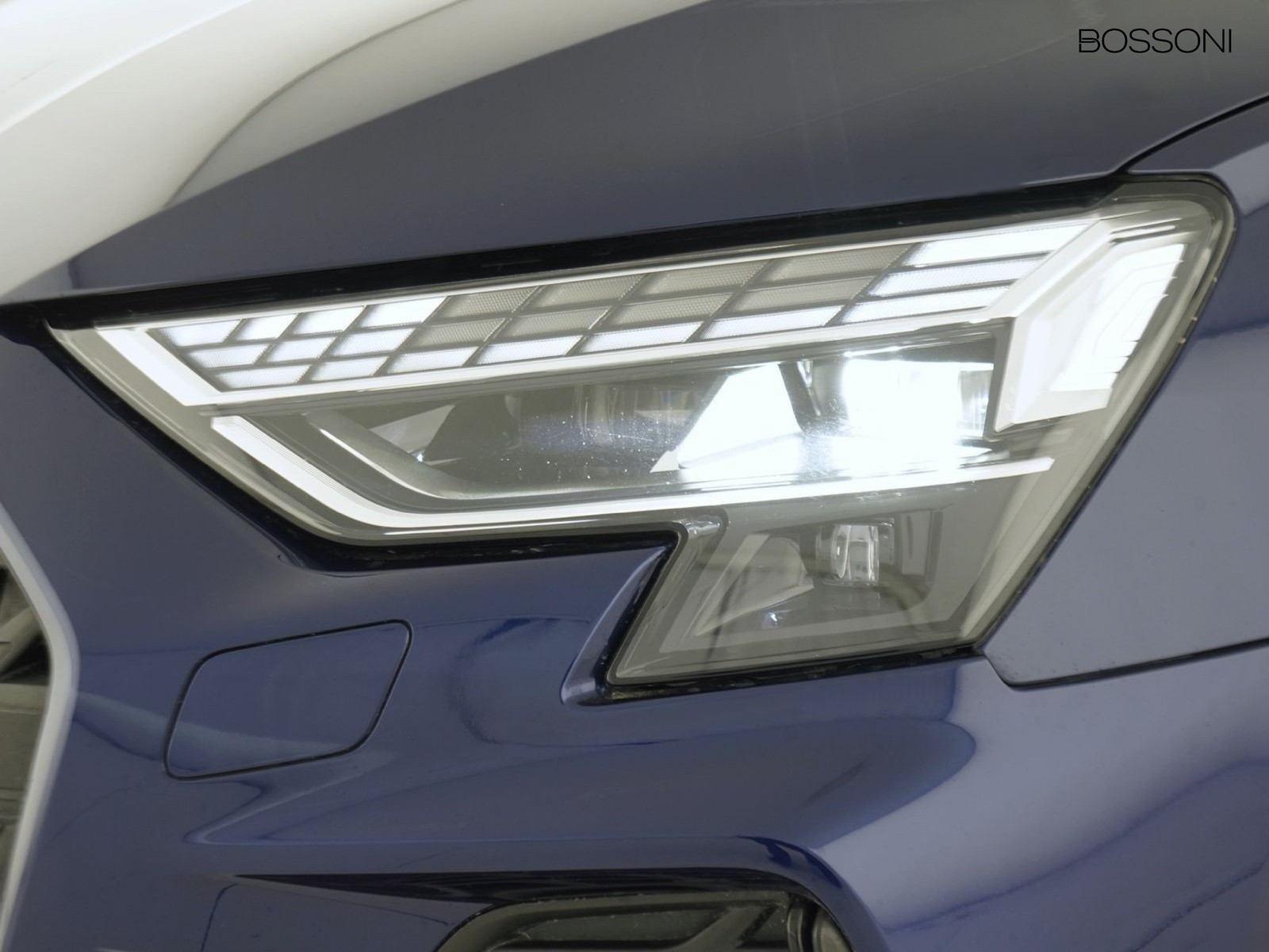 6 - Audi A3 sportback 2.0 tdi 150cv s line edition s tronic