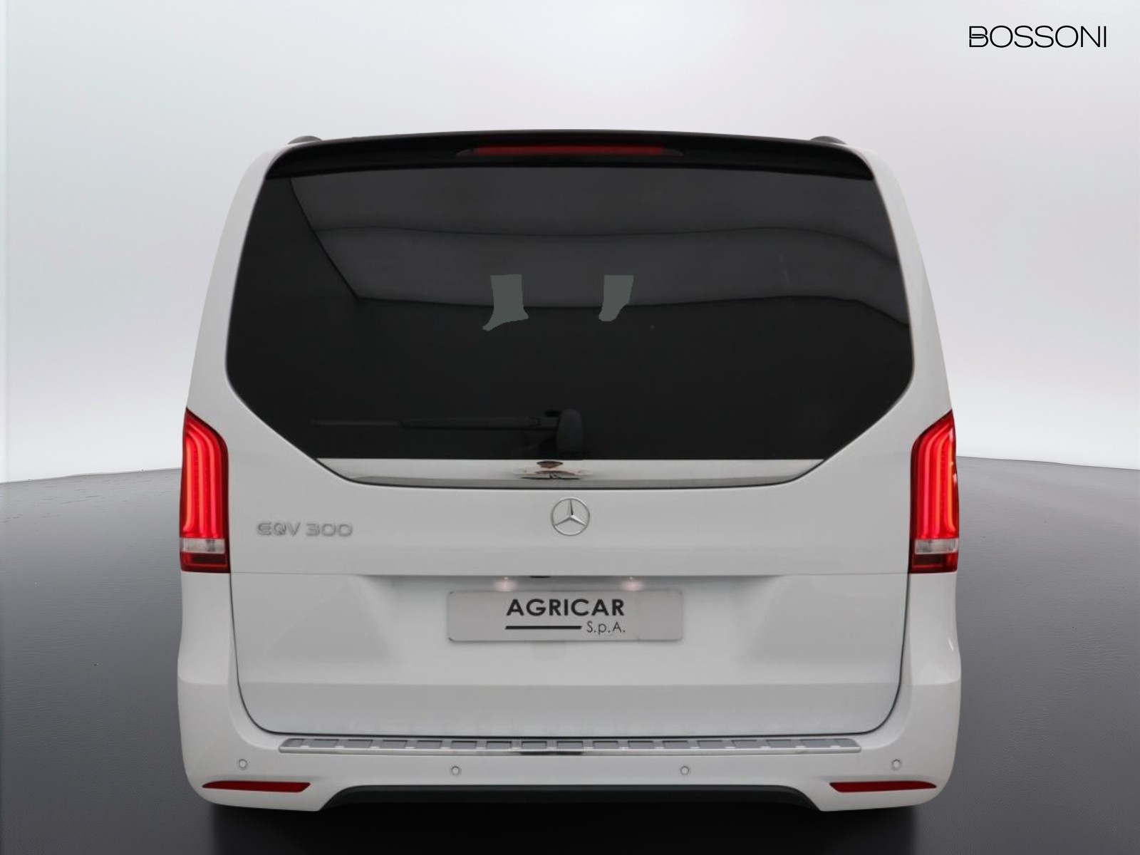 5 - Mercedes Vans EQV long 300