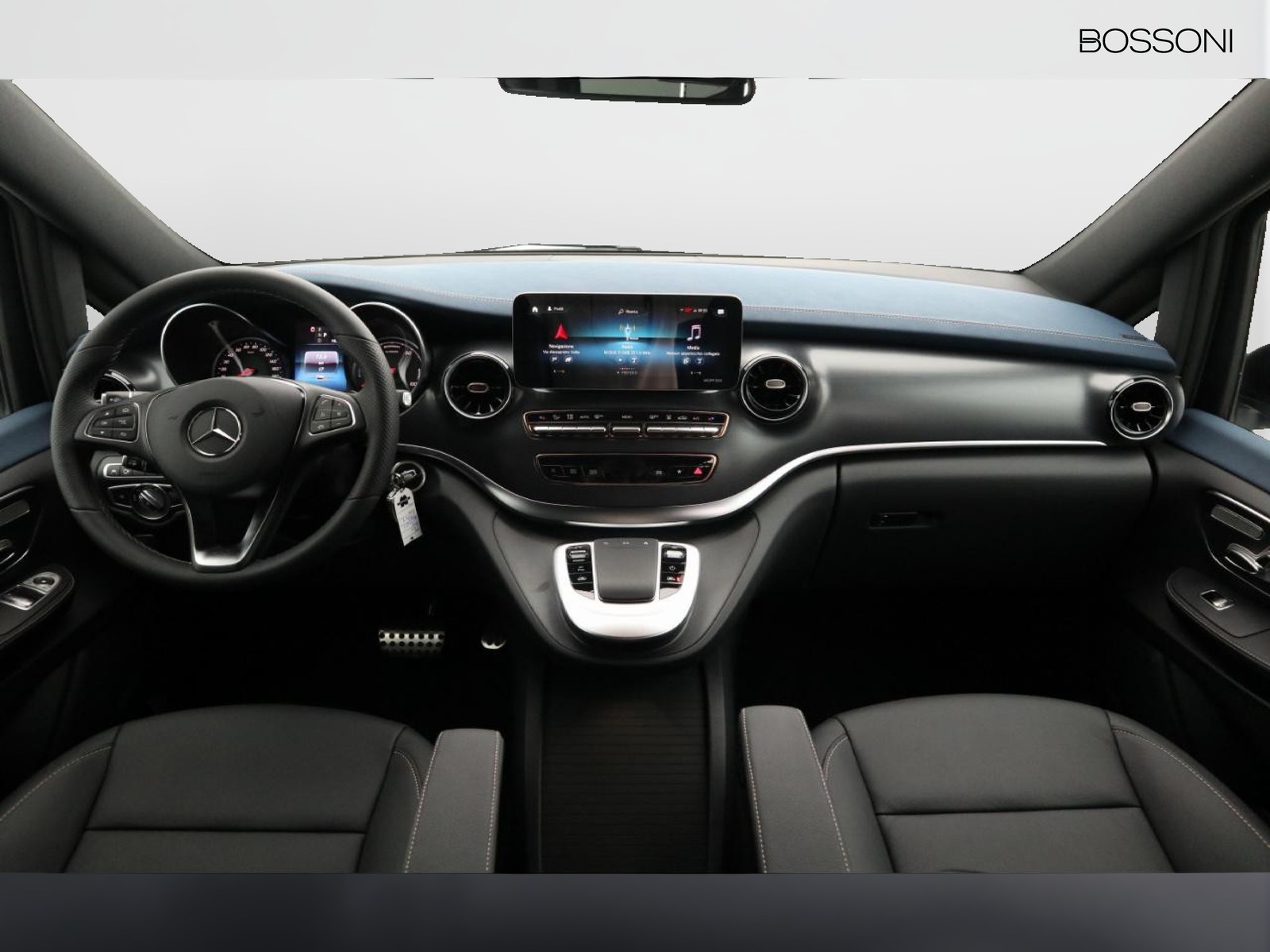 8 - Mercedes Vans EQV long 300