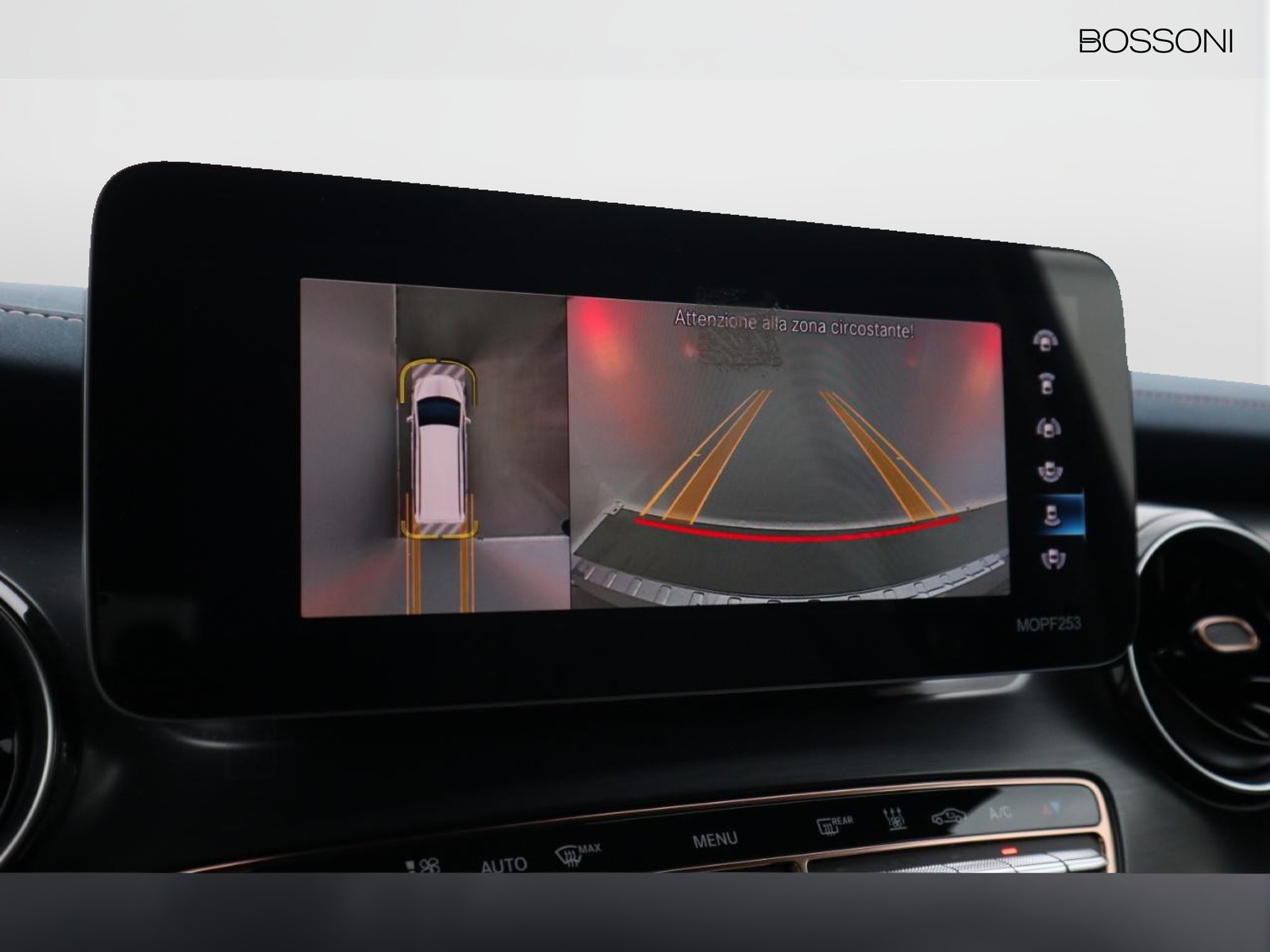 18 - Mercedes Vans EQV long 300