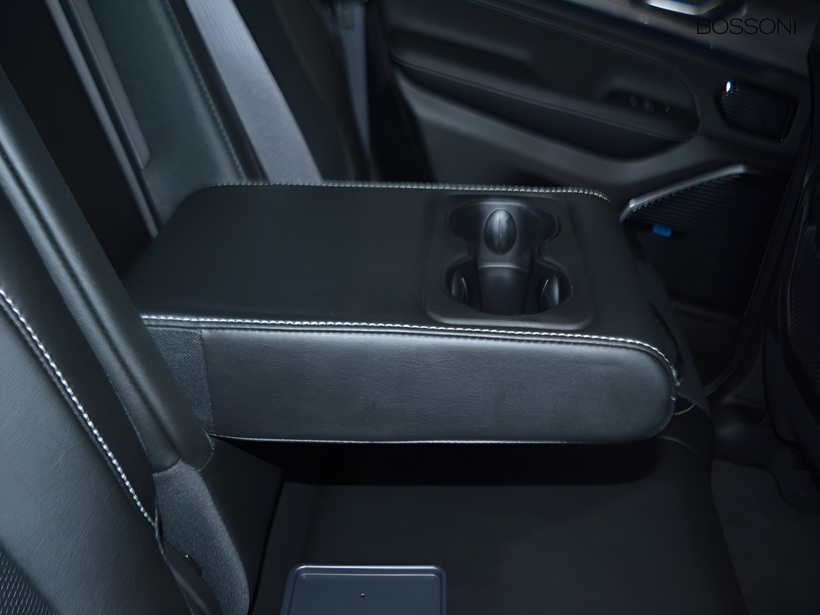 8 - Jeep Grand Cherokee 2.0 atx phev overland 4xe auto