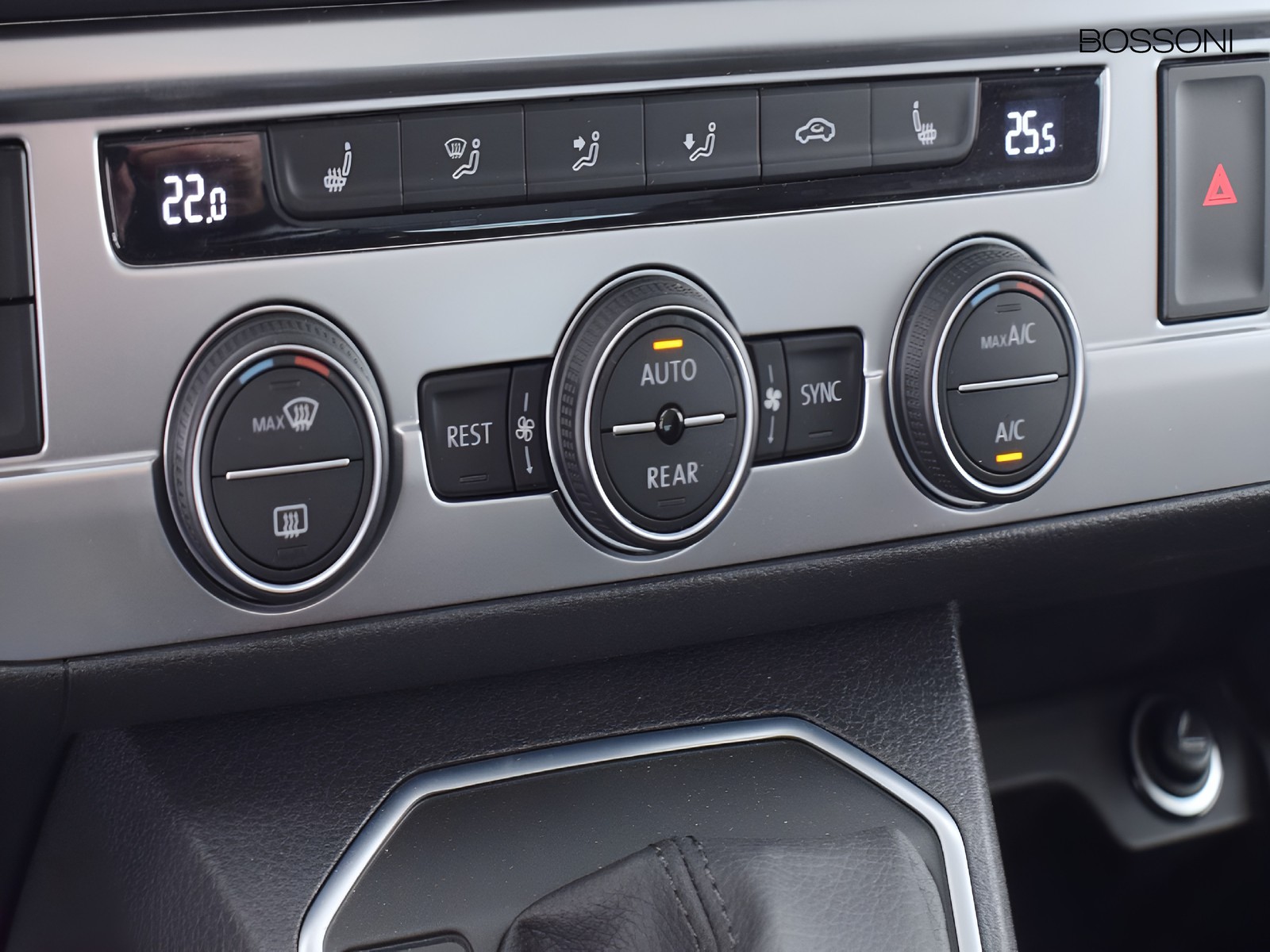 27 - Volkswagen VIC T6.1 California CALIFORNIA   BEACHPC150 TDIA7 MY 23