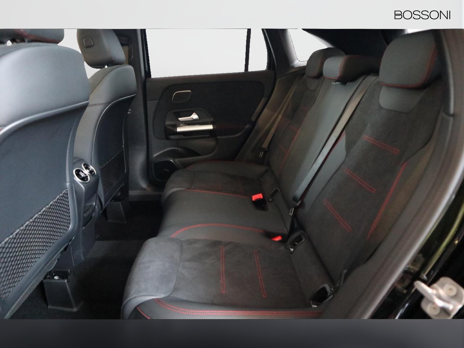 8 - AMG GLA amg 45 s 4matic+ speedshift dct amg 8g