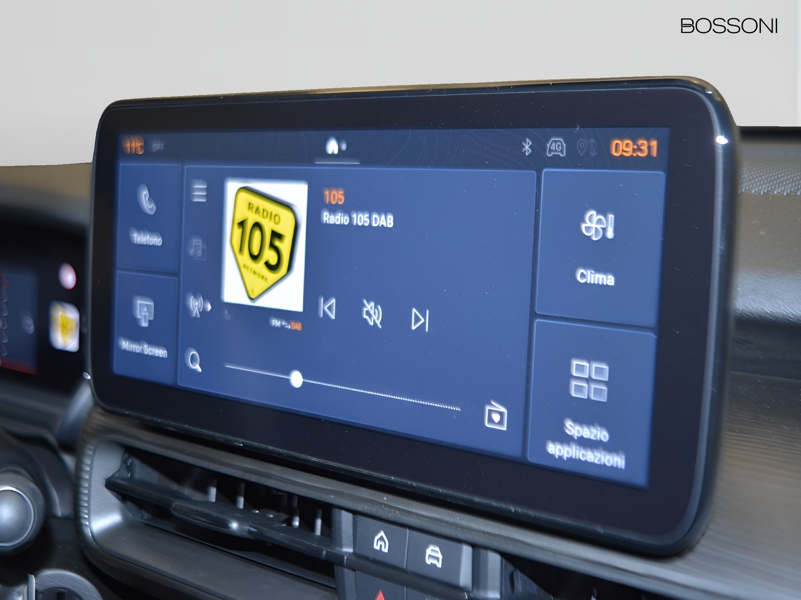 10 - Jeep Avenger 1.2 turbo 100cv altitude fwd