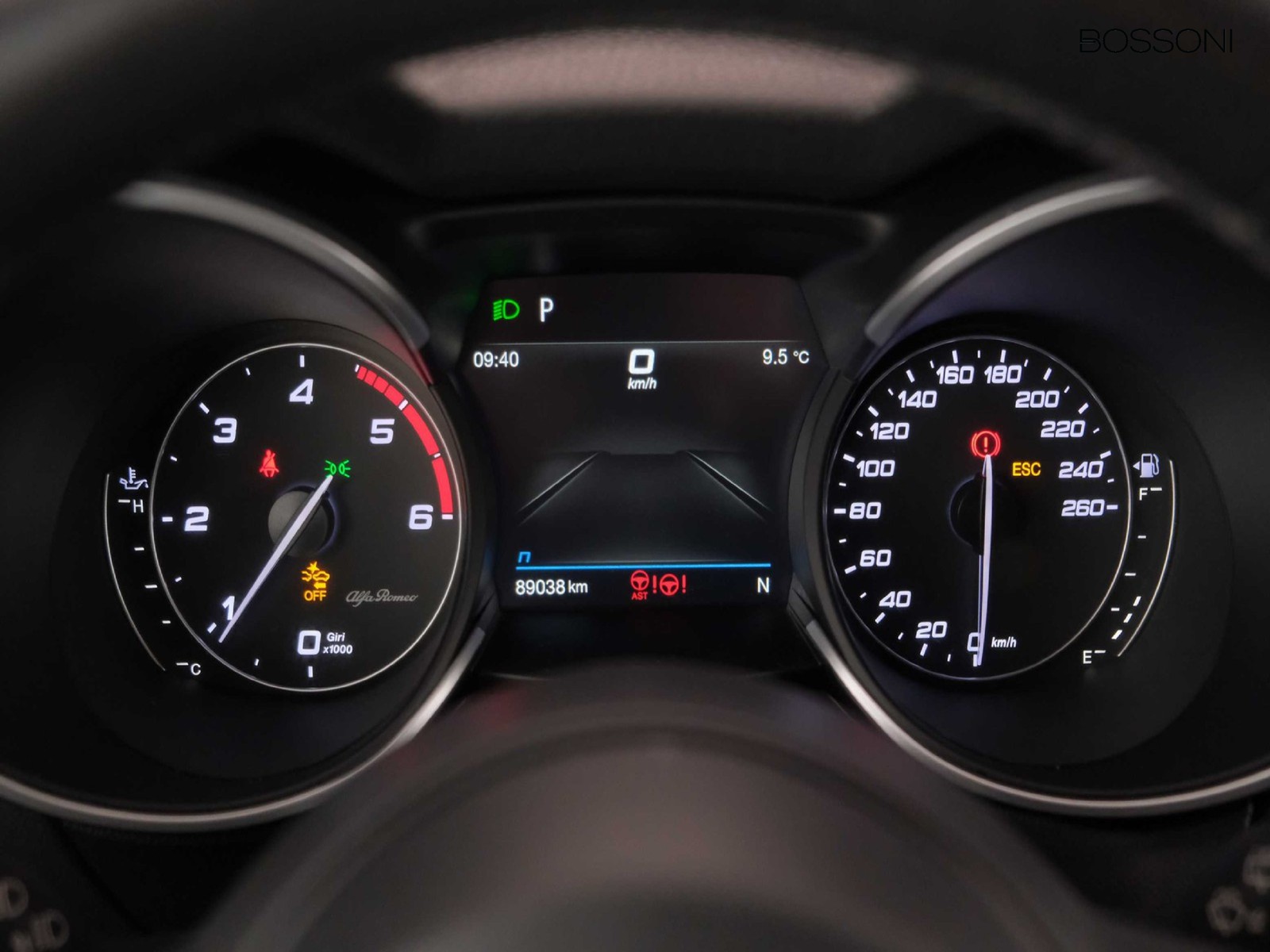 18 - Alfa Romeo Stelvio 2.2 turbo 210cv ti q4 at8