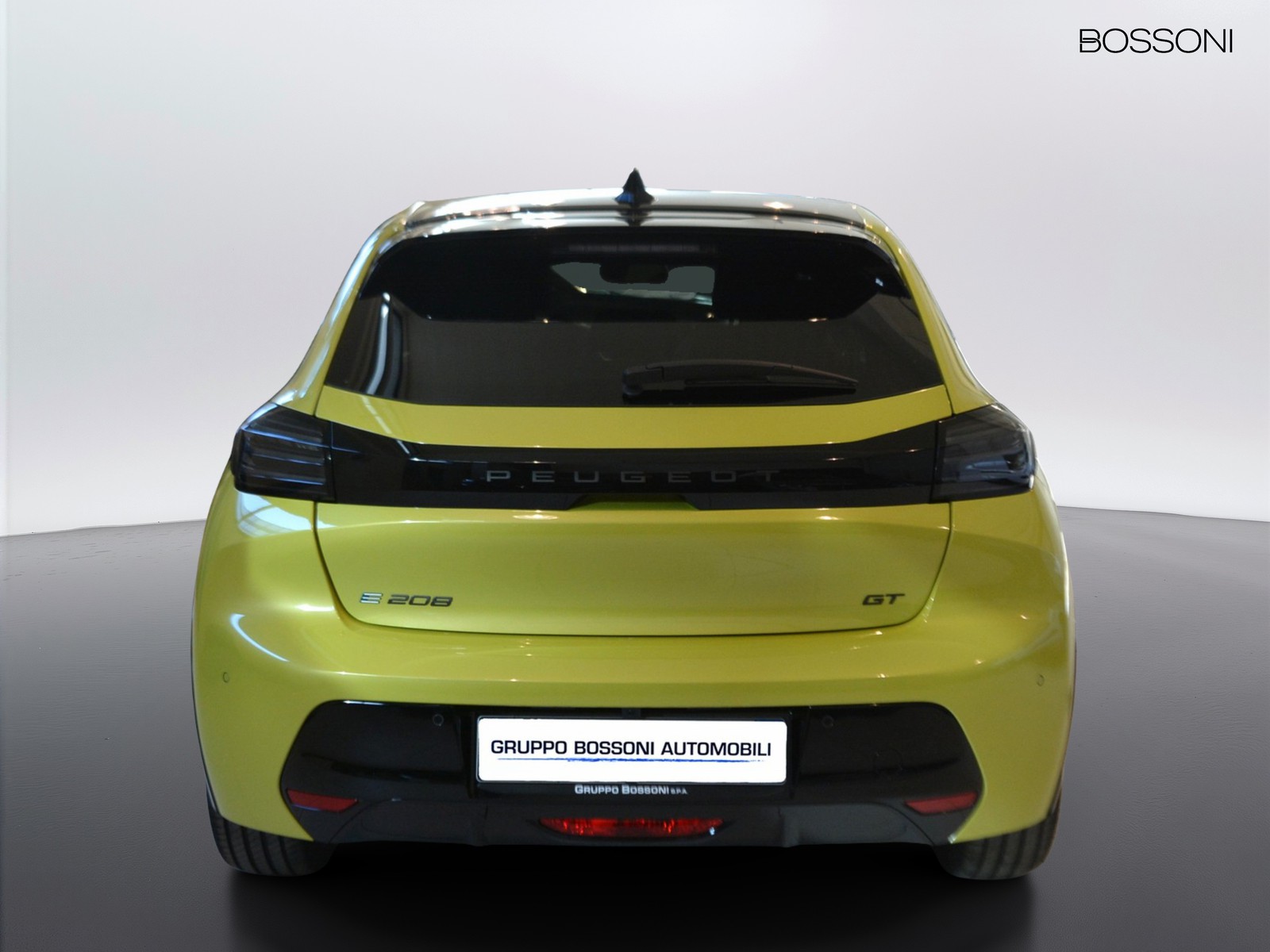 4 - Peugeot e-208 51 kwh gt