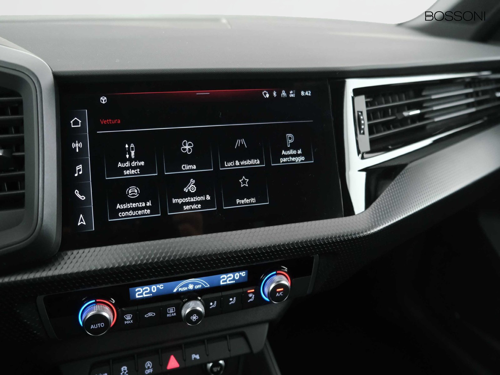 14 - Audi A1 allstreet 30 1.0 tfsi 116cv business s tronic