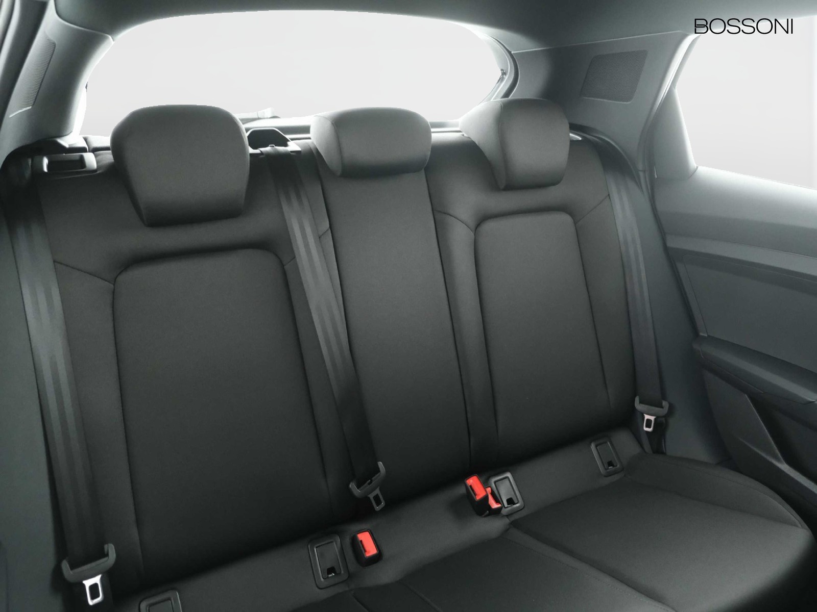 38 - Audi A1 allstreet 30 1.0 tfsi 116cv business s tronic