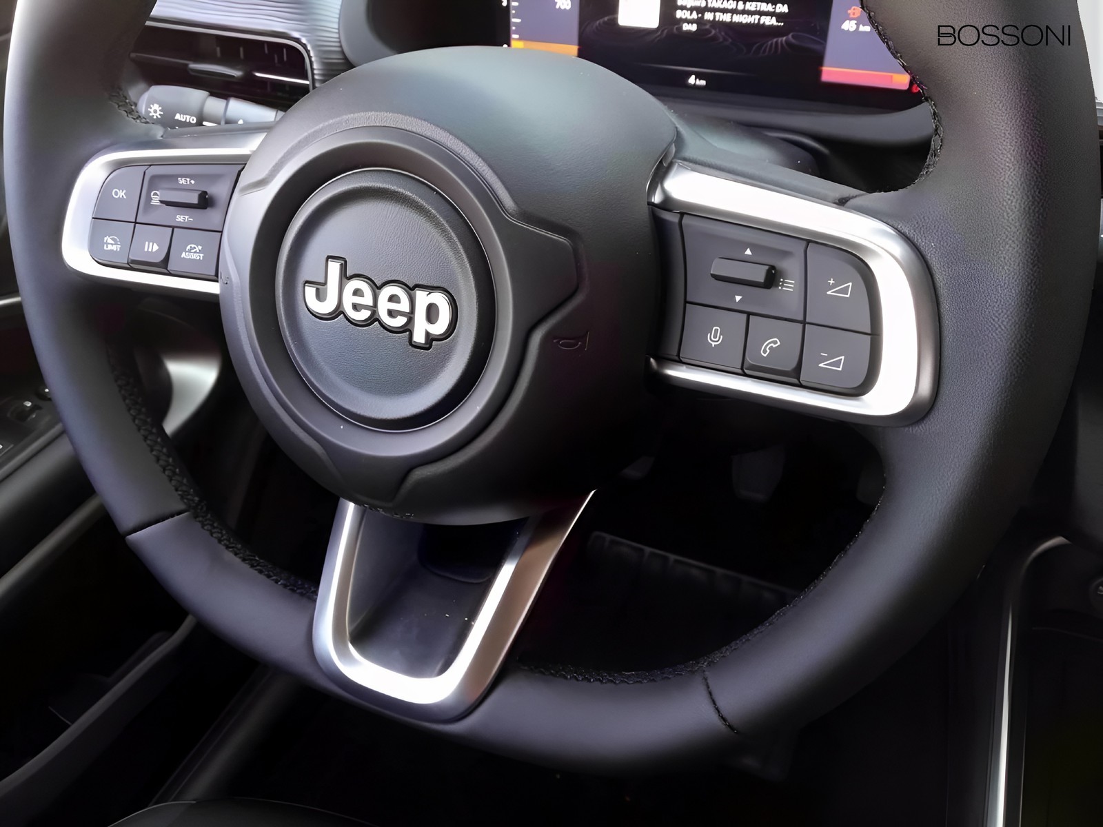 16 - Jeep Avenger 1.2 turbo 100cv altitude fwd