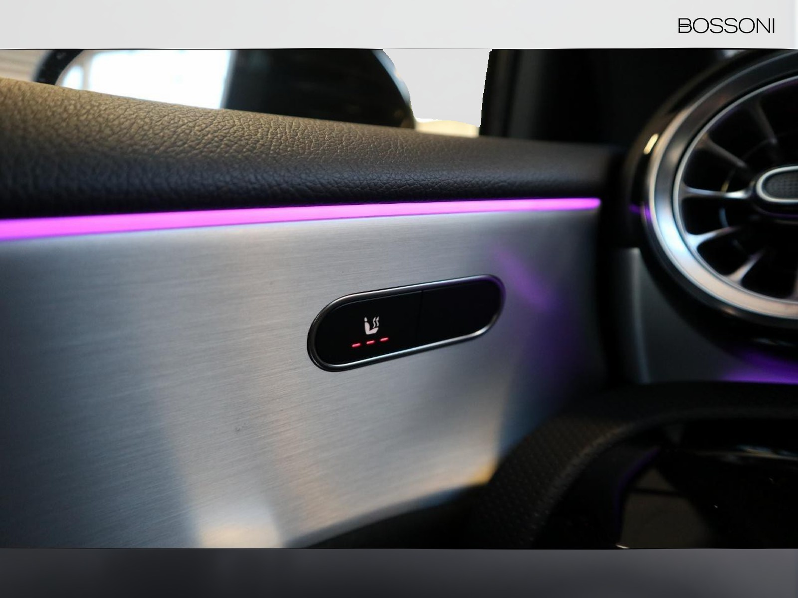 15 - Mercedes Classe A 250 e plug-in-hybrid amg line advanced plus speedshift dct amg 8g