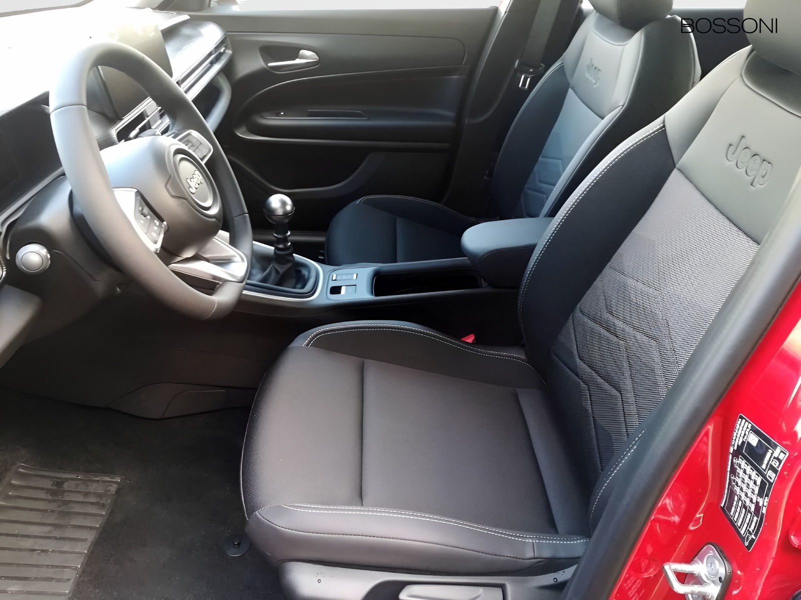 9 - Jeep Avenger 1.2 turbo 100cv altitude fwd