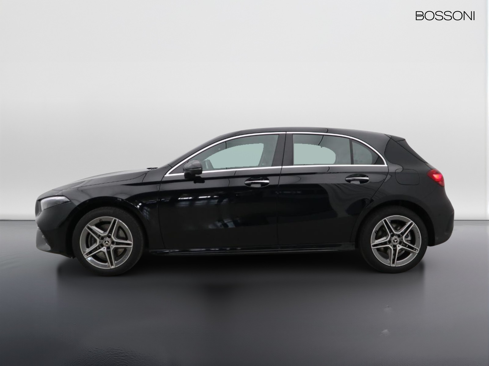 3 - Mercedes Classe A 250 e plug-in-hybrid amg line advanced plus speedshift dct amg 8g