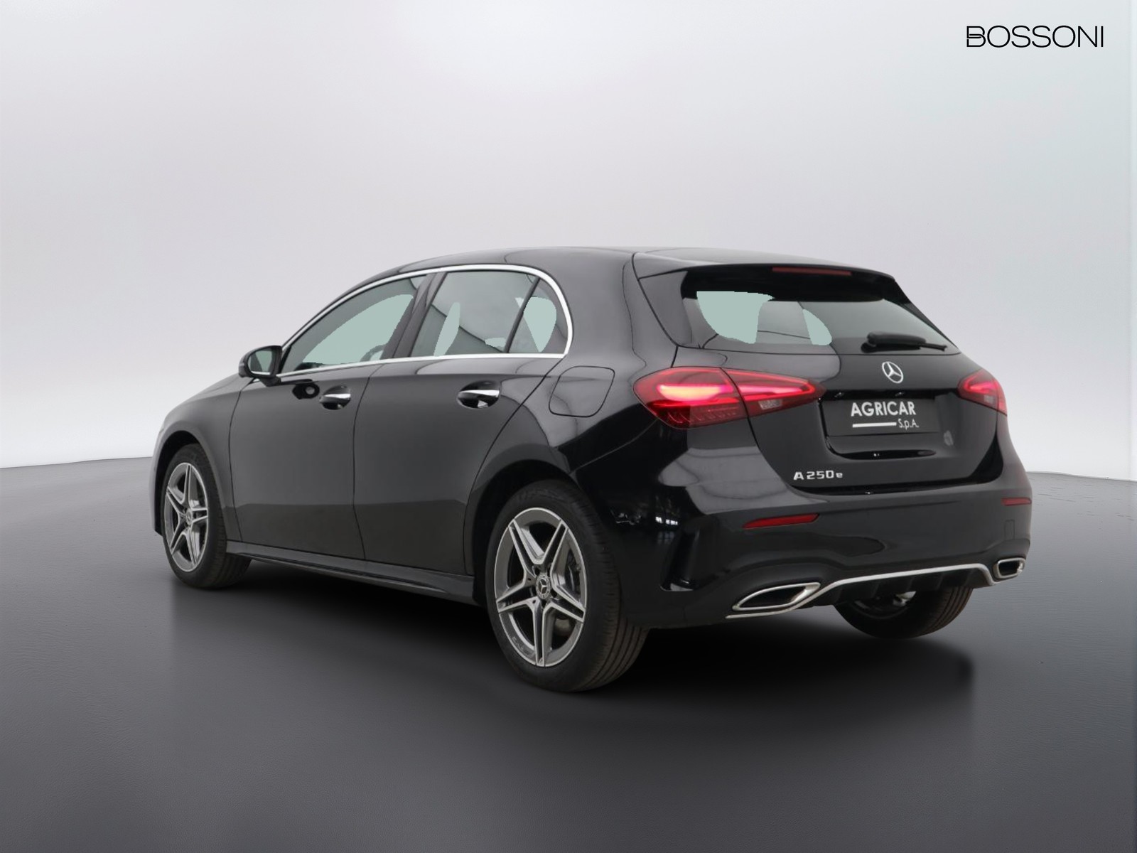 5 - Mercedes Classe A 250 e plug-in-hybrid amg line advanced plus speedshift dct amg 8g