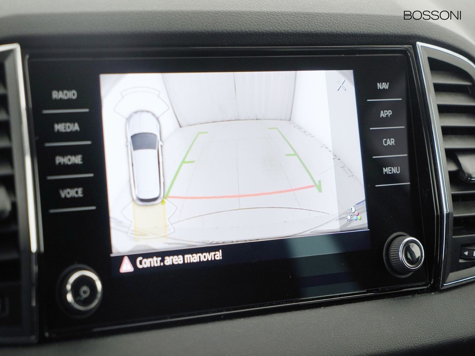 29 - Skoda Karoq 1.0 tsi act 115cv executive
