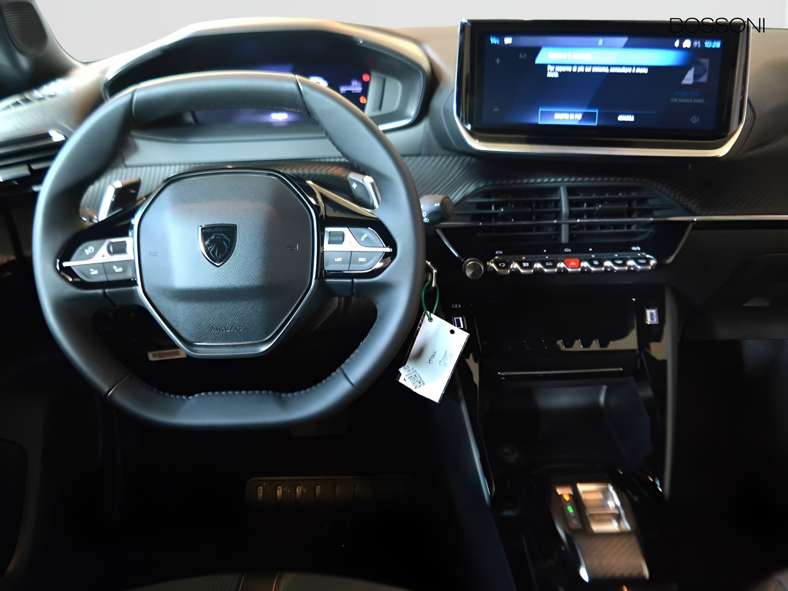 9 - Peugeot 2008 1.2 hybrid 145cv allure e-dcs6