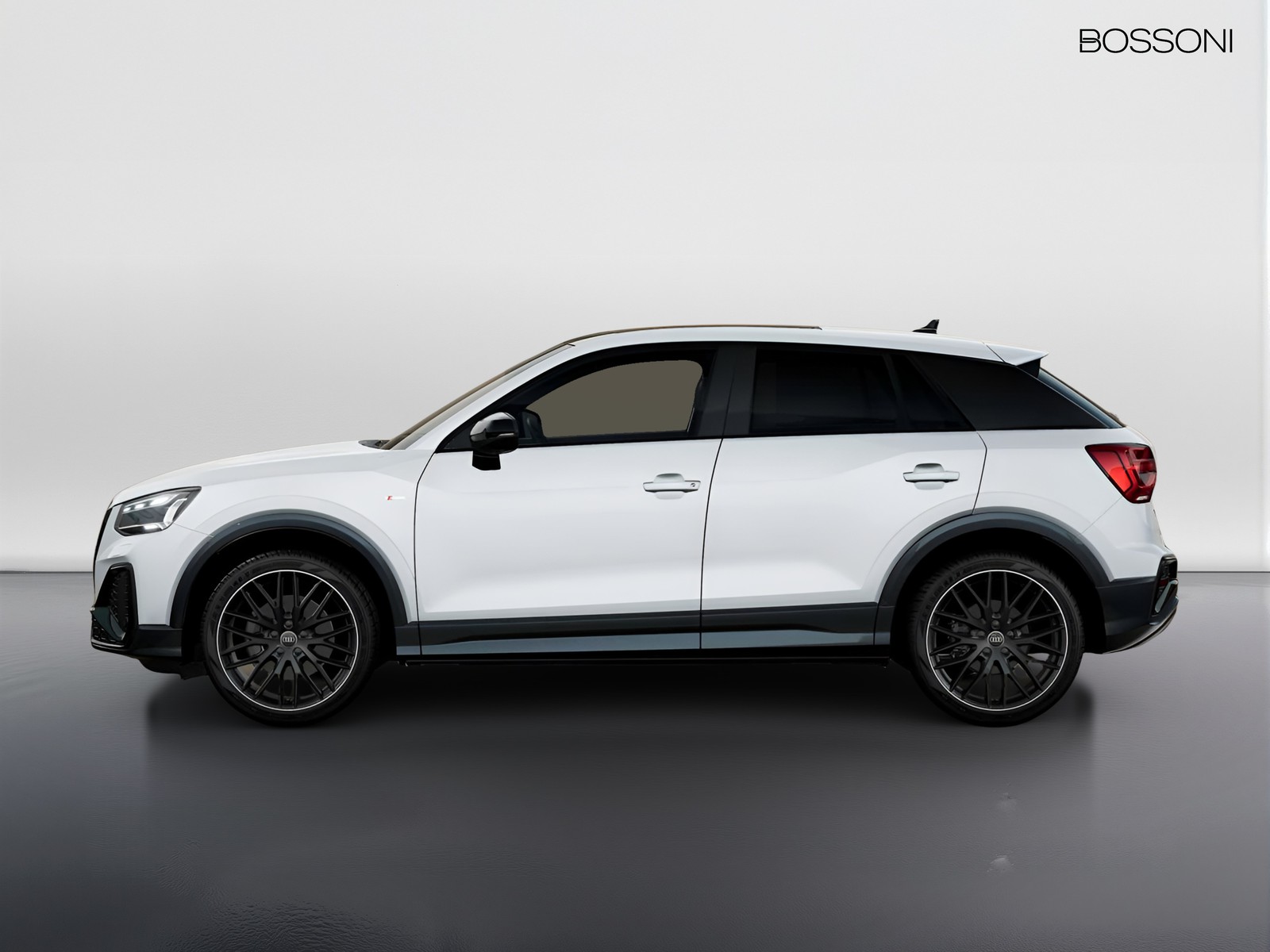 3 - Audi Q2 30 2.0 tdi identity black